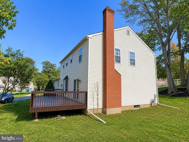 property at 902 Kirby Dr