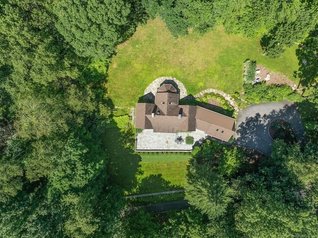 property at 760 Valley Rd