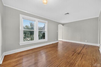 1410 W Gregory St in Pensacola, FL - Building Photo - Building Photo