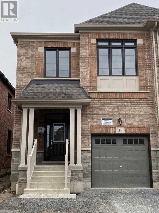property at 33 Macpherson St