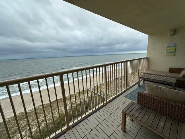 1403 Lake Park Blvd S in Carolina Beach, NC - Building Photo - Building Photo