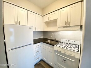 709 Ocean Ave in Avon By The Sea, NJ - Building Photo - Building Photo