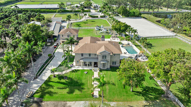 19721 118th Trail S in Boca Raton, FL - Building Photo