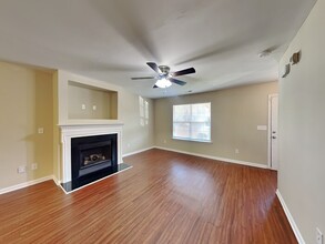 4430 Esmeralda Drive in Charlotte, NC - Building Photo - Building Photo