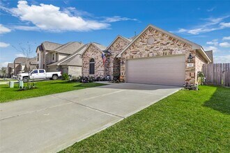 142 Dina Ln in Montgomery, TX - Building Photo - Building Photo