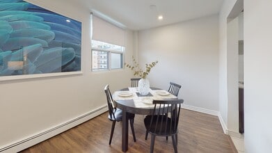 Wonderland Road in London, ON - Building Photo - Building Photo