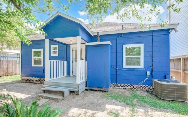 property at 2712 Link Rd