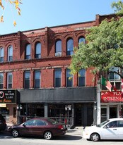 442-444 Spadina Ave in Toronto, ON - Building Photo