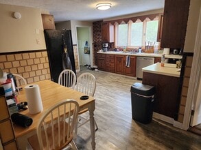 586 Franklin St in Worcester, MA - Building Photo - Building Photo