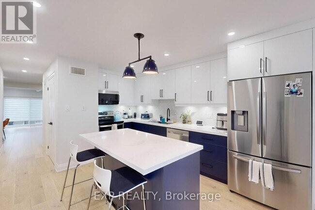 2205-2205 South Millway