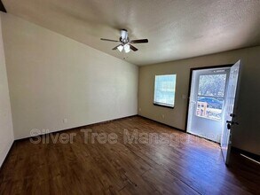 358 Brighton Oaks Dr in Boyd, TX - Building Photo - Building Photo