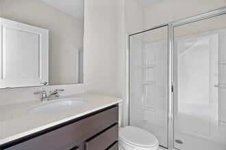 4588 Maple Waltz in Clermont, FL - Foto de edificio - Building Photo