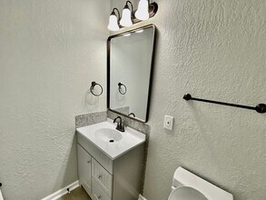 322 E Comanche St in Jenks, OK - Building Photo - Building Photo