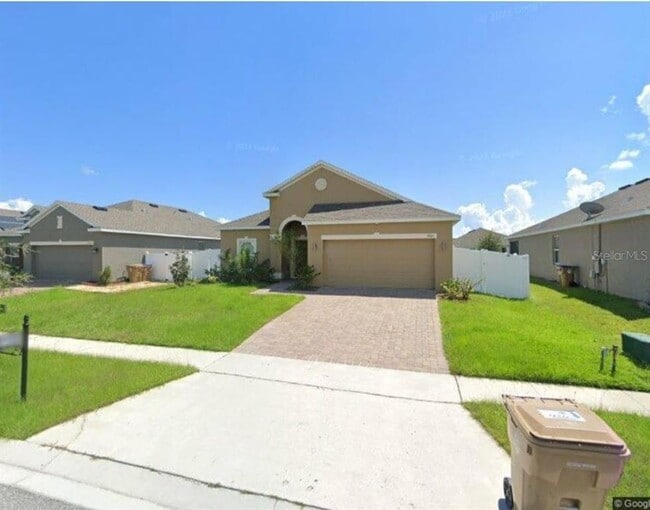 property at 2200 Preston Ln