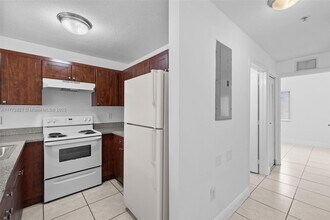 2469 W 78th St in Hialeah, FL - Building Photo - Building Photo