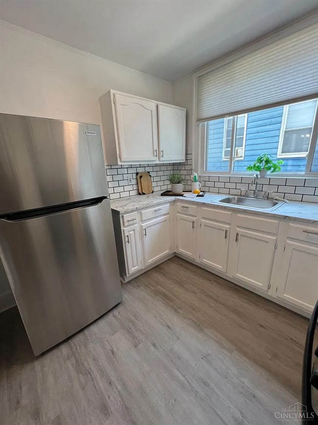 6515 Vine St in Cincinnati, OH - Building Photo - Building Photo