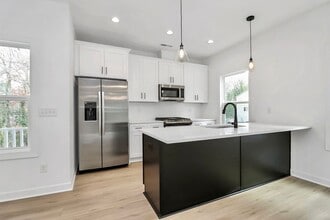 3952 Hager Dr in Charlotte, NC - Building Photo - Building Photo