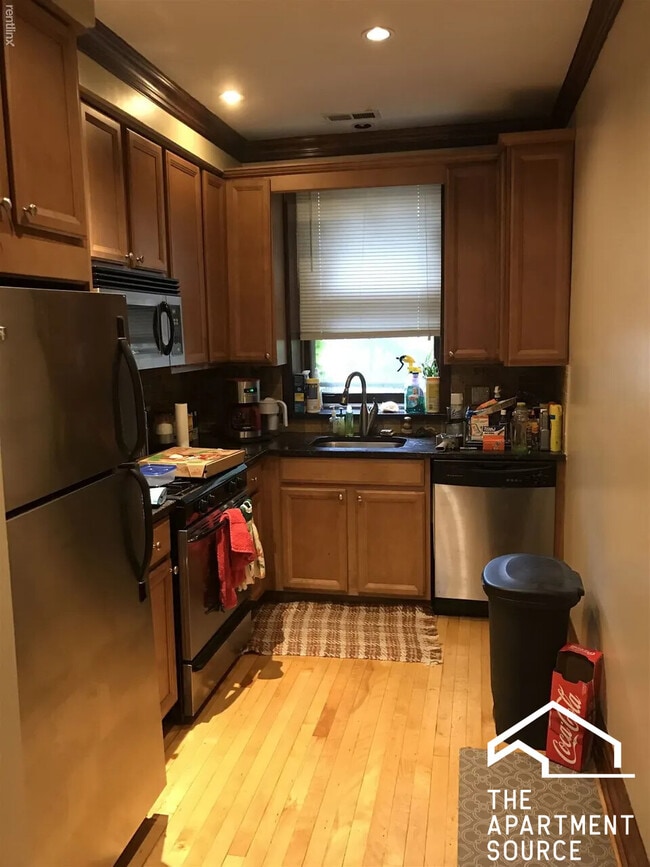 4305 N Richmond St, Unit 2N in Chicago, IL - Building Photo - Building Photo