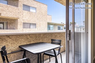 616 N Sweetzer Ave in Los Angeles, CA - Building Photo - Building Photo