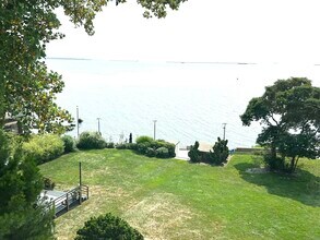 481 Ocean Ave in West Haven, CT - Building Photo - Building Photo