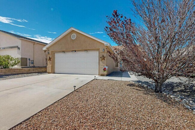 10743 Antler Tool Rd SW in Albuquerque, NM - Building Photo - Building Photo