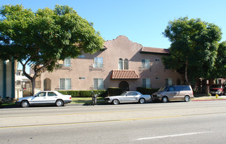 824-828 S Glendale Ave Apartments