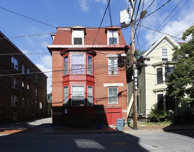 21 Dow St in Portland, ME - Foto de edificio - Building Photo