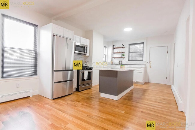 property at 2 Elbow St