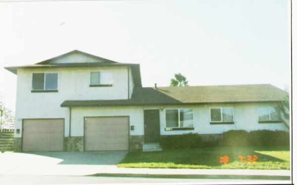 1401 Sycamore Dr in Antioch, CA - Building Photo - Building Photo