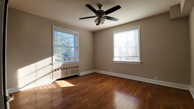 7752 Kingsbury Blvd, Unit 1st floor in Clayton, MO - Foto de edificio - Building Photo