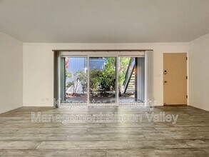 151 Buckingham Dr in Santa Clara, CA - Foto de edificio - Building Photo