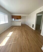 1711 W 144th St, Unit #4 in Gardena, CA - Building Photo