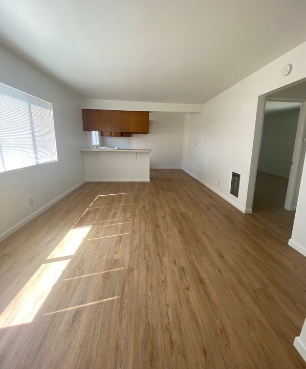 1711 W 144th St, Unit #4 in Gardena, CA - Foto de edificio
