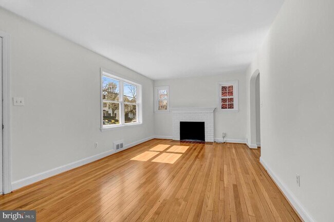 property at 5713 5th St S