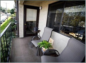 9416 1st Ave NE in Seattle, WA - Building Photo - Building Photo