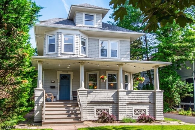 property at 175 Washington St