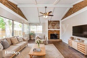 710 Ravencroft Dr in Garland, TX - Building Photo - Building Photo