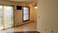 901 11th Ave S, Unit 1 in Hopkins, MN - Building Photo - Building Photo