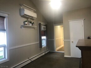 29 Manito Ave in Parsippany Troy Hills, NJ - Building Photo - Building Photo