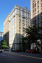 677 West End Ave in New York, NY - Foto de edificio - Building Photo