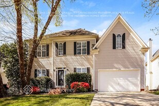 16908 Glassfield Dr in Huntersville, NC - Building Photo