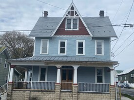 5592 Old U.S. 22 in Shartlesville, PA - Building Photo