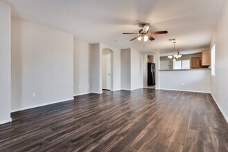 809 E Rossi Ct in San Tan Valley, AZ - Building Photo - Building Photo
