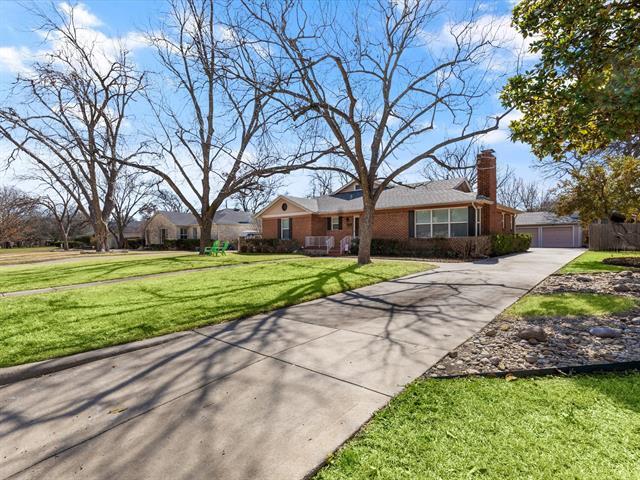 3631 S Hills Ave in Fort Worth, TX - Building Photo - Building Photo