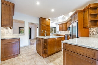 8975 Snowy Owl Ln in Blaine, WA - Building Photo - Building Photo