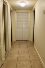 8415 SW 107th Ave in Miami, FL - Building Photo - Building Photo