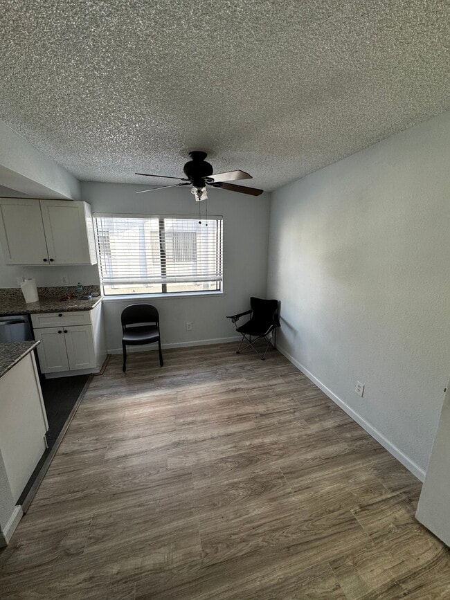 2208 N Broadway in Santa Ana, CA - Building Photo - Building Photo