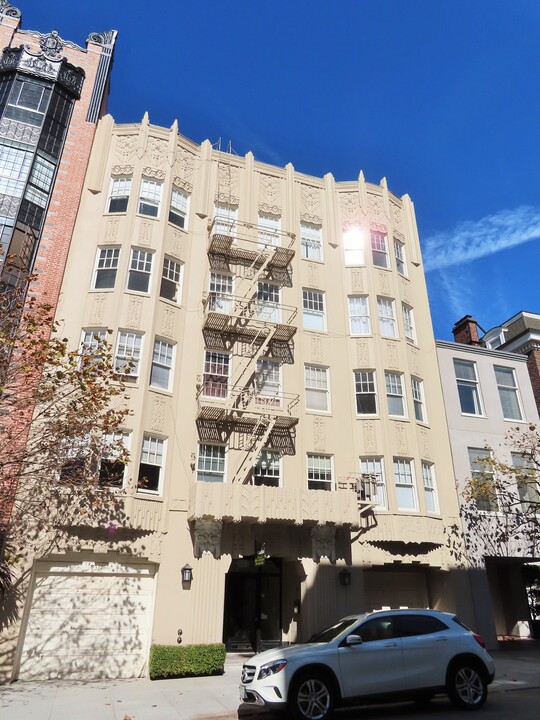 2340 Pacific Ave, Unit 305 in San Francisco, CA - Building Photo