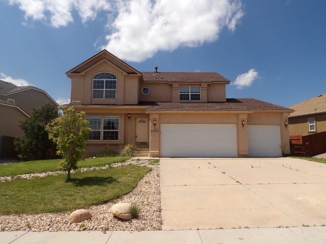12424 Angelina Dr