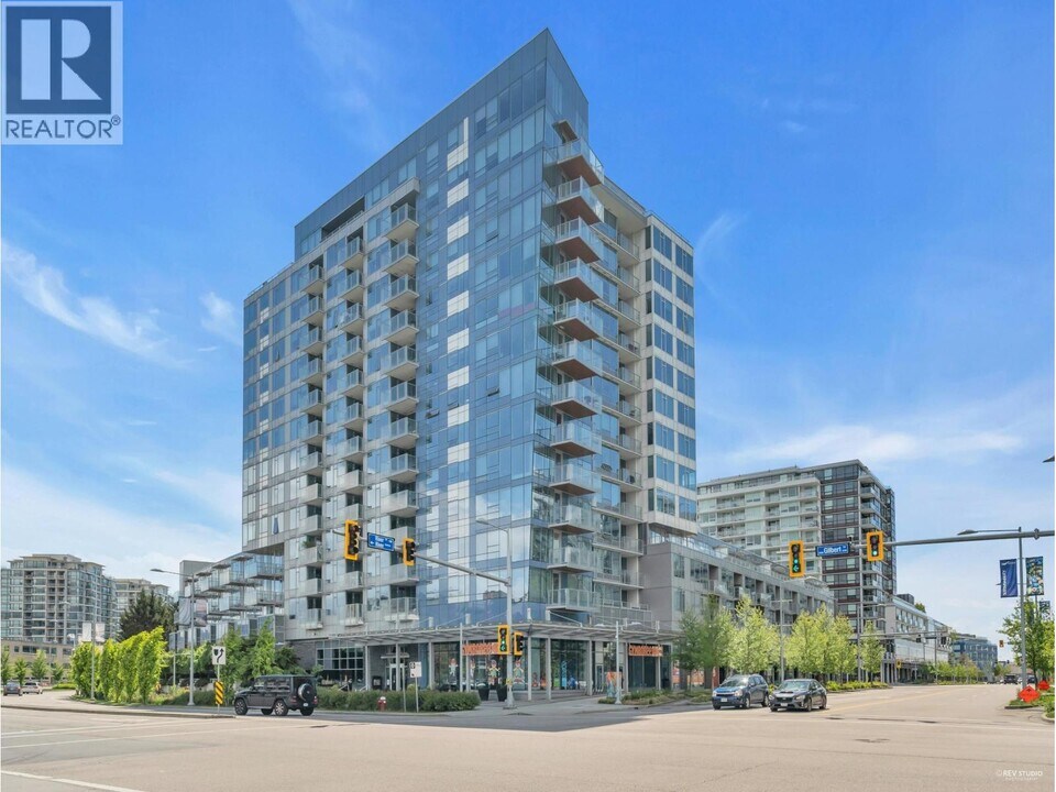 5233 Gilbert Rd. in Richmond, BC - Building Photo
